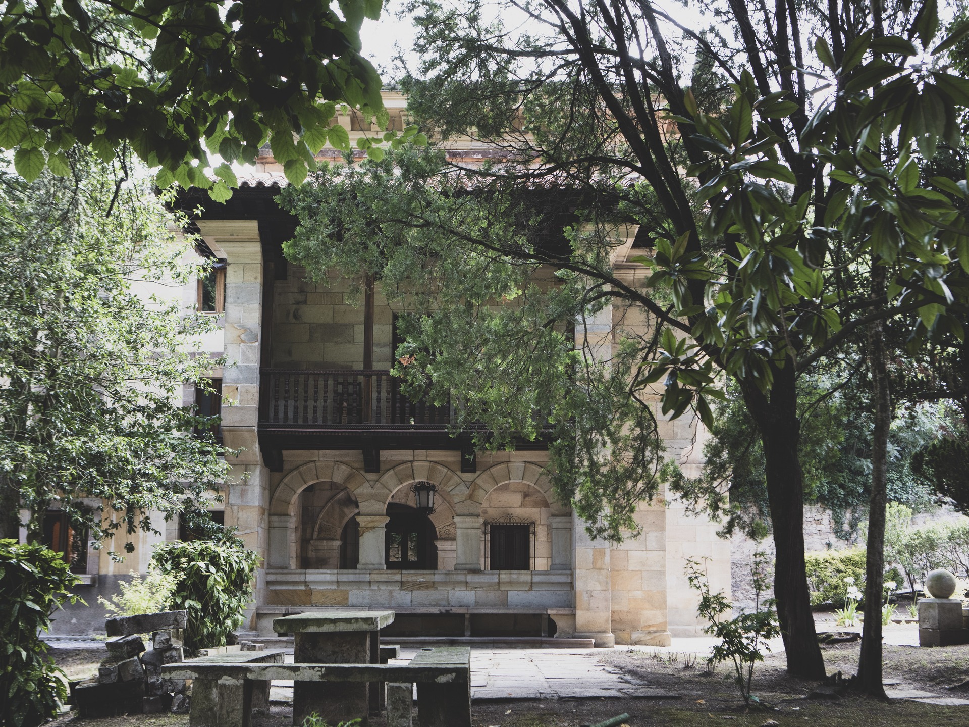 Stone table and entrance in the garden